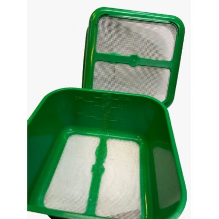 Cutie Pentru Momeli Cu Sita 1L Cutie Pentru Momeli Cu Sita 1L