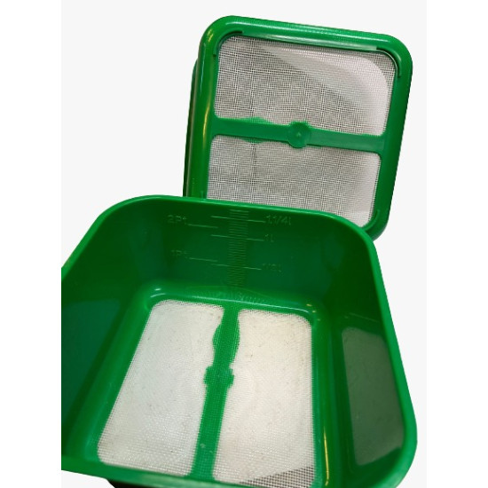 Cutie Pentru Momeli Cu Sita 1L Cutie Pentru Momeli Cu Sita 1L