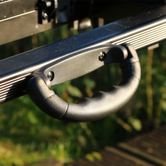 Scaun Feeder Nufish Restabox